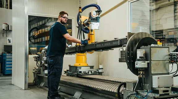 robot picanol ébavurage