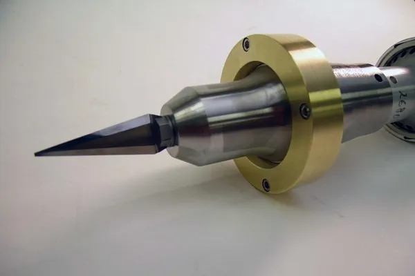 robot knife cutting
